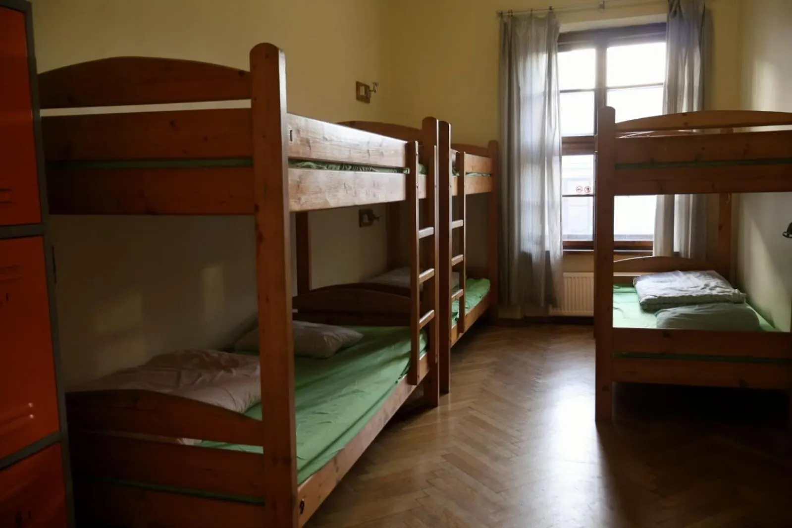 50 People Apartment Krakow