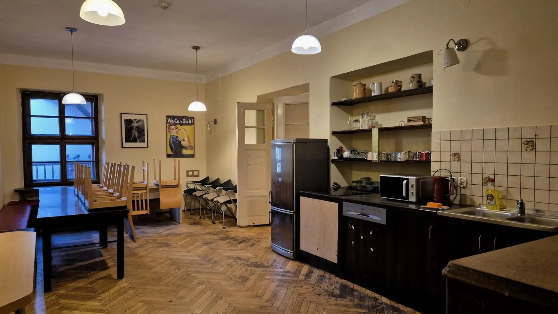 50 People Apartment Krakow Poland