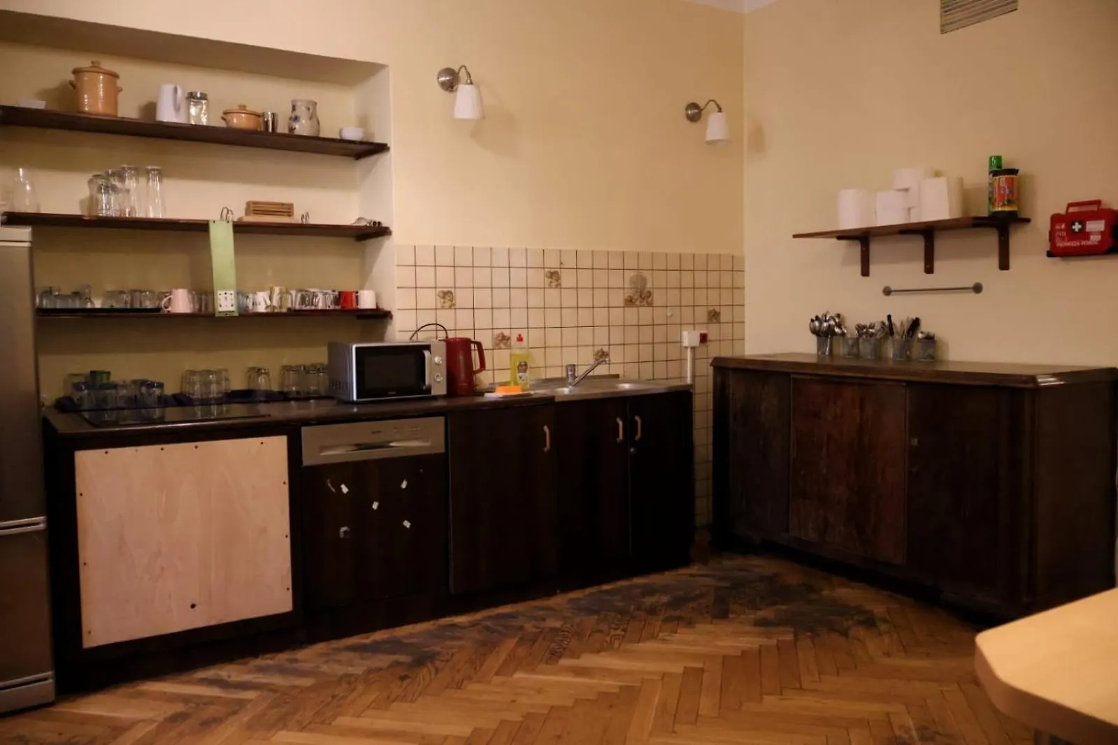50 People Apartment Krakow Poland